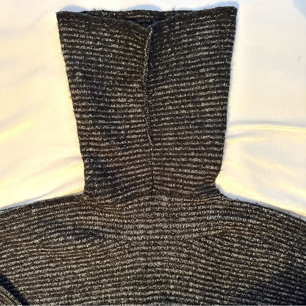 AllSaints Mesa Roll Neck Turtleneck Sweater Womens S Gray Chunky Rib Knit Wool - Picture 5 of 8